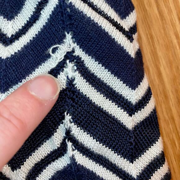 White House Black Market Navy Chevron Sweater Top Tunic Women Medium - Picture 13 of 15